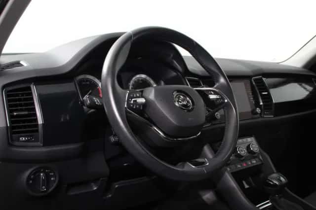 Škoda Kodiaq (2021) thumbnail 2