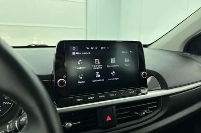 Kia Picanto (2023) thumbnail 25