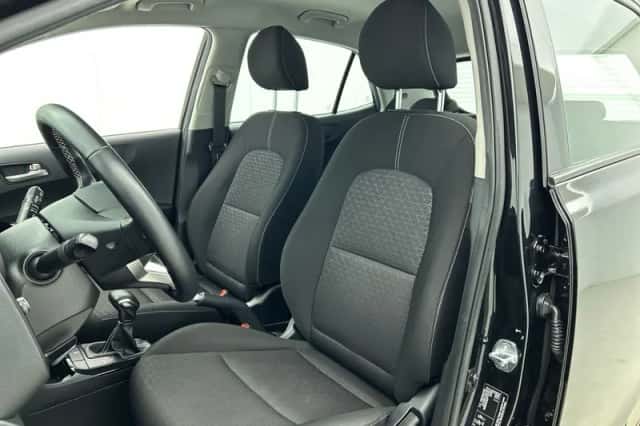 Kia Picanto (2023) thumbnail 32