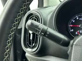 Kia Picanto (2023) thumbnail 8