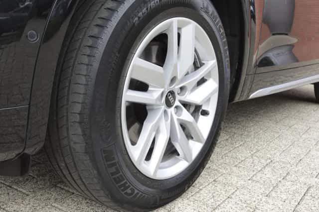 Audi Q5 (2022) thumbnail 13