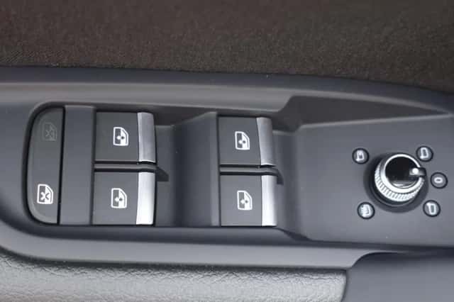 Audi Q5 (2022) thumbnail 14