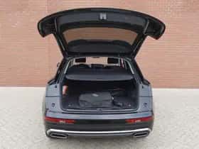 Audi Q5 (2022) thumbnail 4