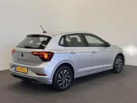Volkswagen Polo (2022) thumbnail 9