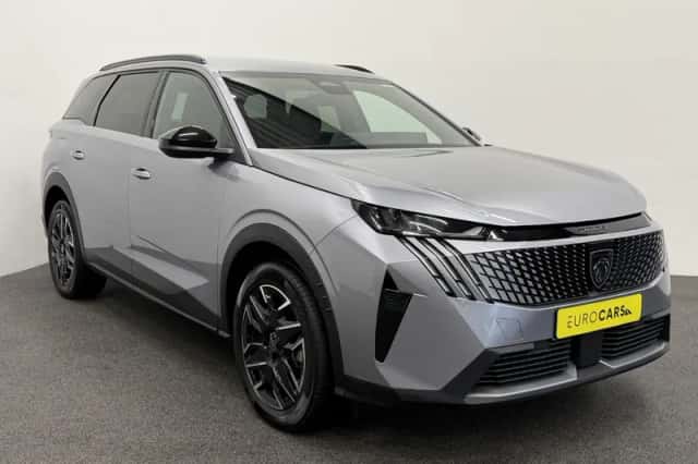 Peugeot 5008 (2025) thumbnail 2