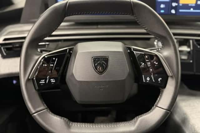 Peugeot 5008 (2025) thumbnail 30