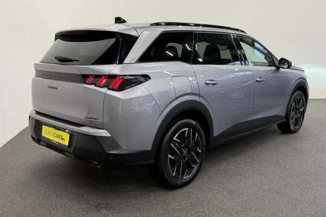 Peugeot 5008 (2025) thumbnail 8
