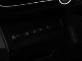 Peugeot 3008 (2023) thumbnail 25