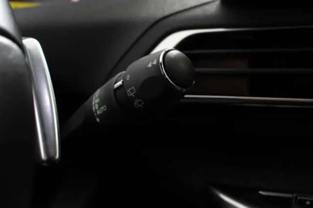 Peugeot 3008 (2023) thumbnail 30