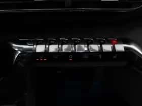 Peugeot 3008 (2023) thumbnail 31