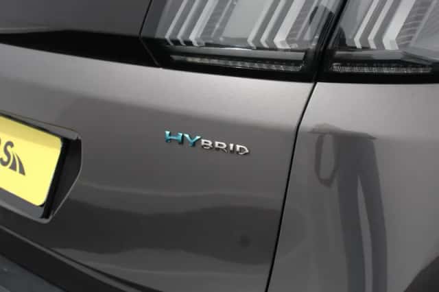 Peugeot 3008 (2023) thumbnail 10