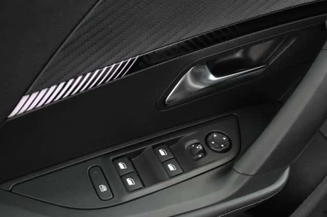 Peugeot 2008 (2025) thumbnail 12