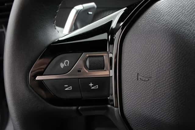 Peugeot 2008 (2025) thumbnail 15