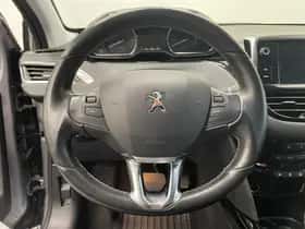 Peugeot 2008 (2019) thumbnail 17