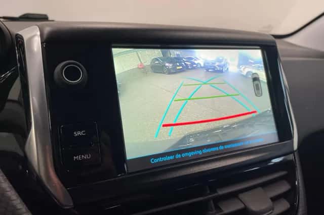 Peugeot 2008 (2019) thumbnail 24