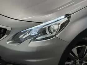 Peugeot 2008 (2019) thumbnail 32