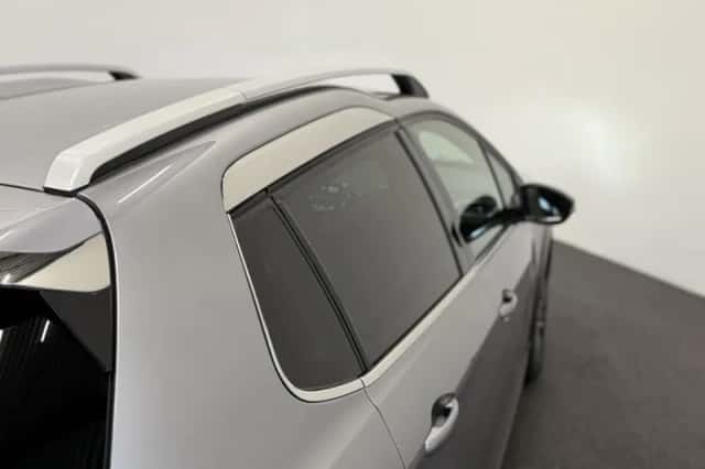 Peugeot 2008 (2019) thumbnail 37