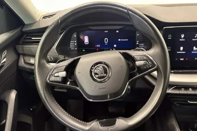 Škoda Octavia (2021) thumbnail 11