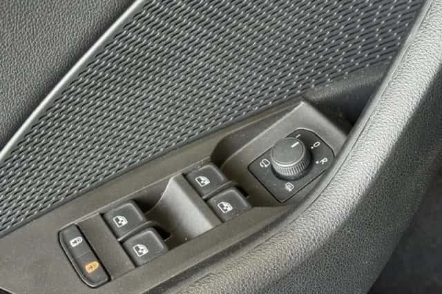 Škoda Octavia (2021) thumbnail 38