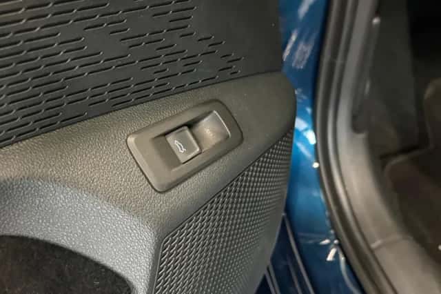 Škoda Octavia (2021) thumbnail 8
