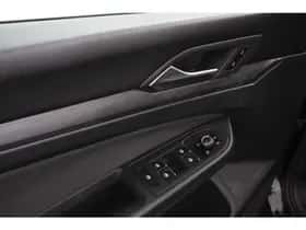 Volkswagen Golf thumbnail 11