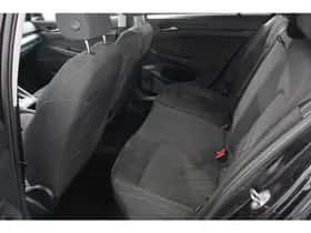 Volkswagen Golf thumbnail 10