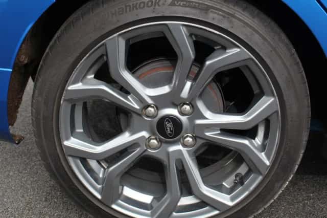 Ford Fiesta (2021) thumbnail 2