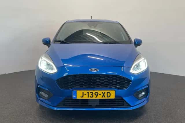 Ford Fiesta (2021) thumbnail 4
