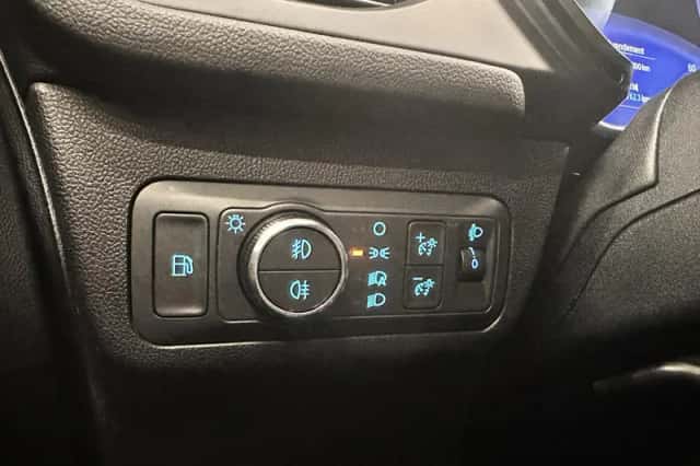 Ford Kuga (2023) thumbnail 18