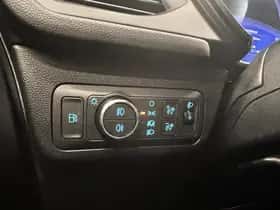 Ford Kuga (2023) thumbnail 18
