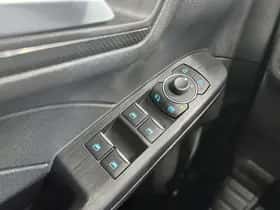Ford Kuga (2023) thumbnail 19