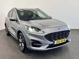 Ford Kuga (2023) thumbnail 3