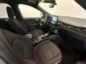 Ford Kuga (2023) thumbnail 27