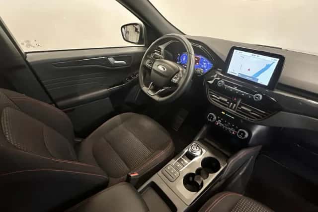 Ford Kuga (2023) thumbnail 28