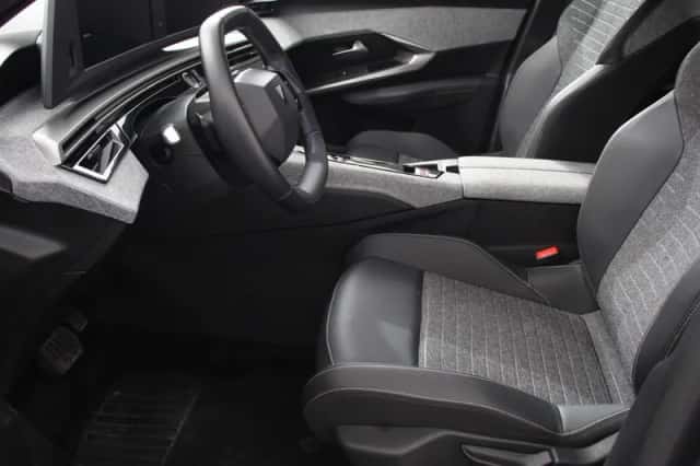 Peugeot 5008 (2025) thumbnail 16