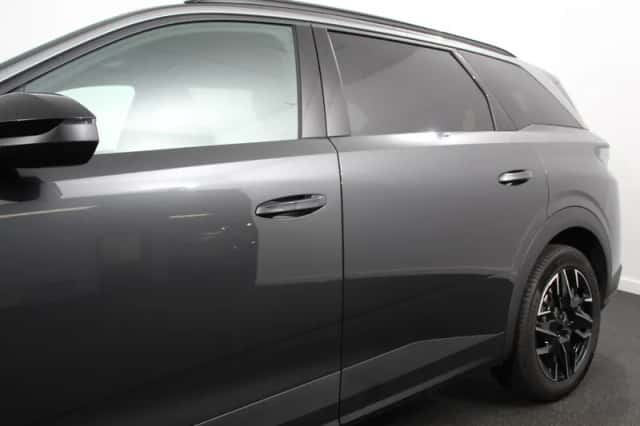 Peugeot 5008 (2025) thumbnail 39