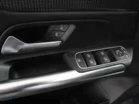 Mercedes-Benz GLA thumbnail 13