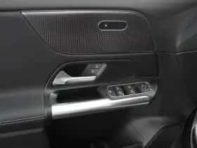 Mercedes-Benz GLA thumbnail 14