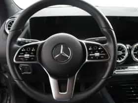 Mercedes-Benz GLA thumbnail 17
