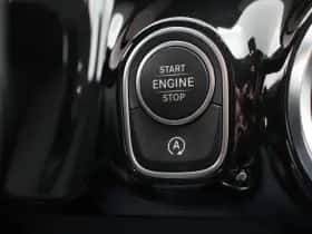 Mercedes-Benz GLA thumbnail 19