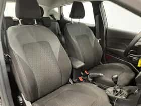 Ford Fiesta (2022) thumbnail 9