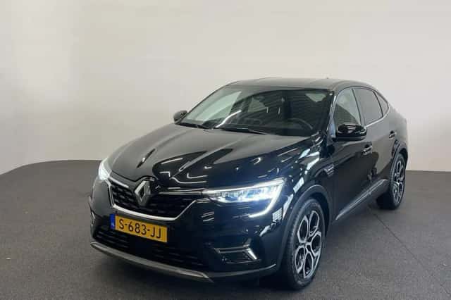 Renault Arkana (2023) thumbnail 1