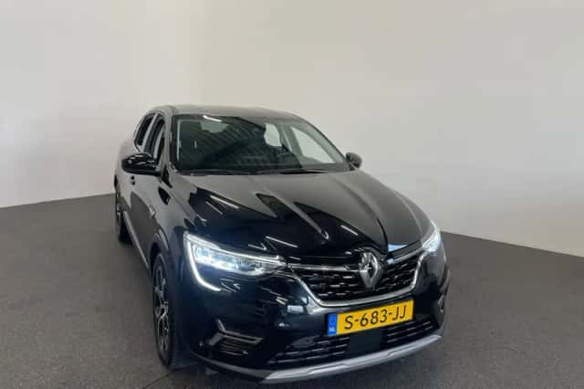 Renault Arkana (2023) thumbnail 3