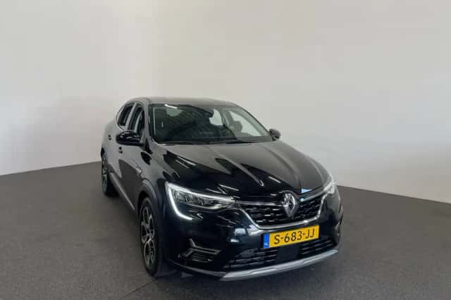 Renault Arkana (2023) thumbnail 4