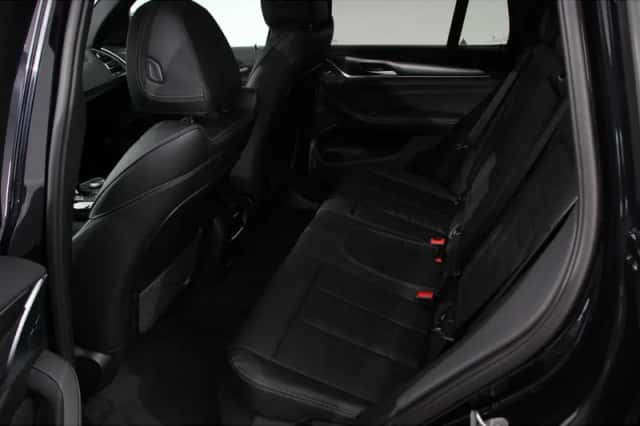 BMW X3 (2022) thumbnail 22