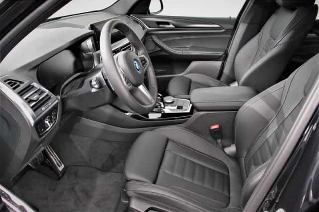 BMW X3 (2022) thumbnail 7