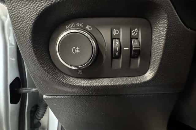 Opel Corsa (2025) thumbnail 19
