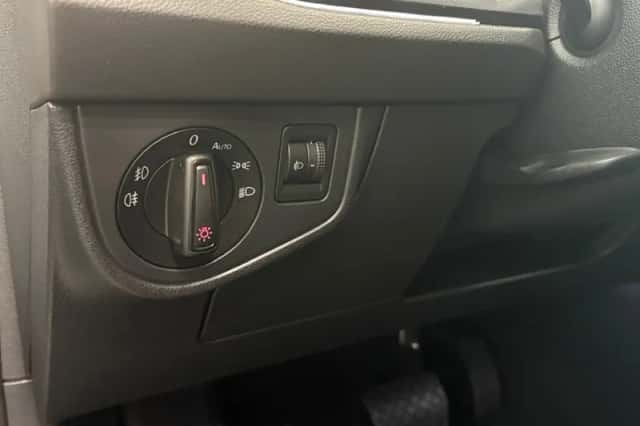 Volkswagen Polo (2021) thumbnail 11