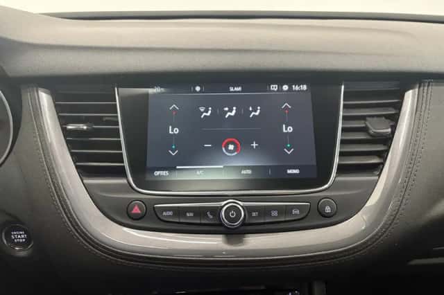 Opel Grandland X (2020) thumbnail 20