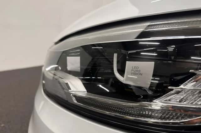 Renault Scénic (2020) thumbnail 3